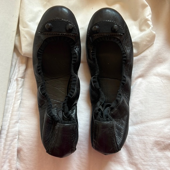 Balanciaga balerina flat shoes beautiful black , only wore it once - Picture 1 of 5